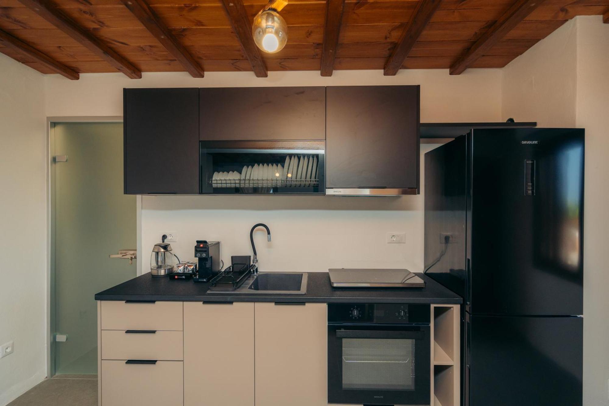 Loukia Apartments Artemonas Екстер'єр фото